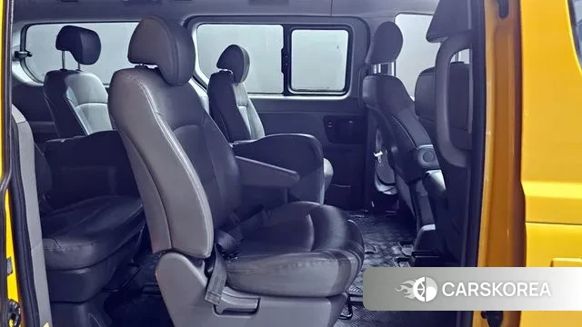 Hyundai The New Grand Starex 2018 Желтый из Кореи, фото 3