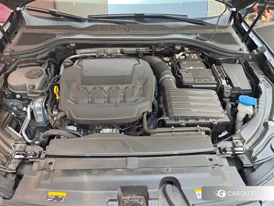 Volkswagen Passat 2025 Черный из Китая, фото 3
