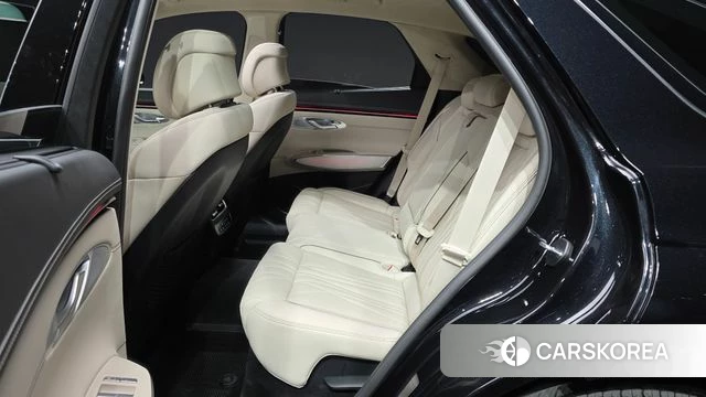 Genesis GV70 2025 Черный из Кореи, фото 3