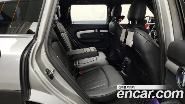 Mini Cooper S Clubman 2023 Серебряный из Кореи, фото 3