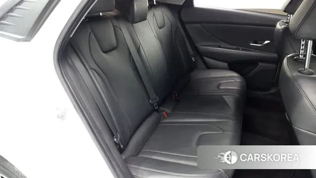 Hyundai Avante (CN7) 2022 Белый из Кореи, фото 3