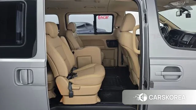 Hyundai The New Grand Starex 2018 Серебристо-серый из Кореи, фото 3