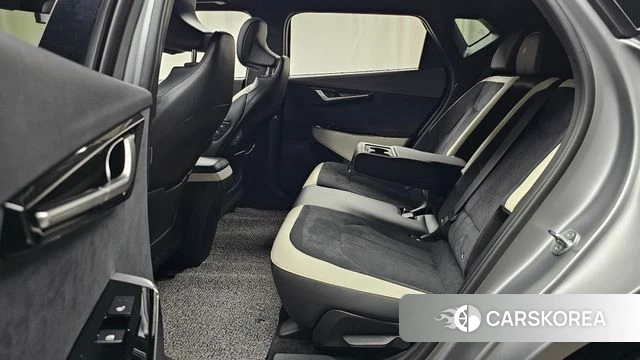 Kia EV6 2021 Серый из Кореи, фото 3