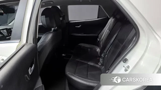 Kia Stonic 2019 Белый из Кореи, фото 3