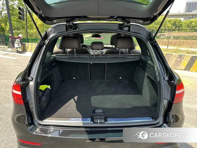 Mercedes-Benz GLC 2018 Черный из Китая, фото 3