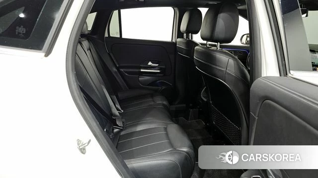 Mercedes-Benz GLA - Class H247 2021 Белый из Кореи, фото 3