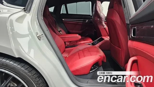 Porsche Panamera (971) 2023 Серебристо-серый из Кореи, фото 3