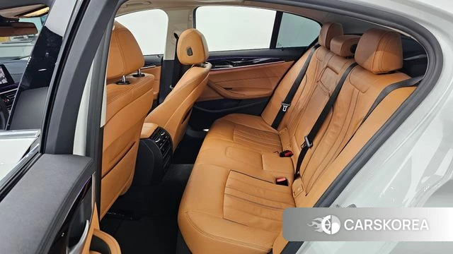 BMW 5 Series (G30) 2020 Белый из Кореи, фото 3