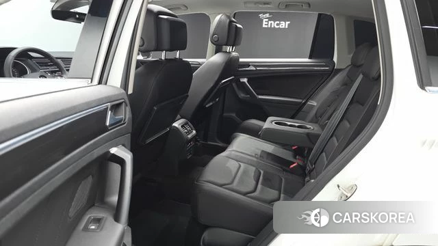 Volkswagen Tiguan second Generation 2020 Белый из Кореи, фото 3