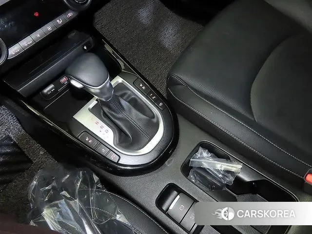 Kia The New K3 2nd generation 2021 Черный из Кореи, фото 3