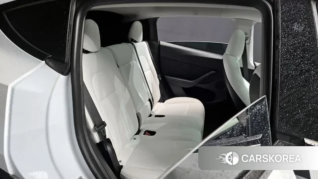 Tesla Model Y 2023 Белый из Кореи, фото 3