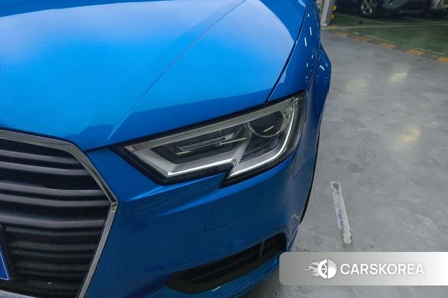 Audi A3 2018 Синий из Китая, фото 3