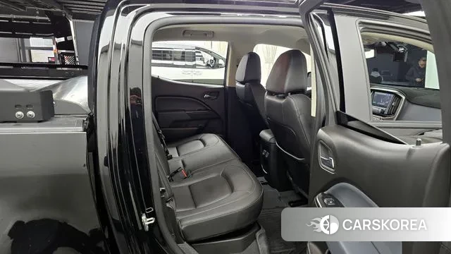 Chevrolet (GM Daewoo) Real New Colorado 2021 Черный из Кореи, фото 3