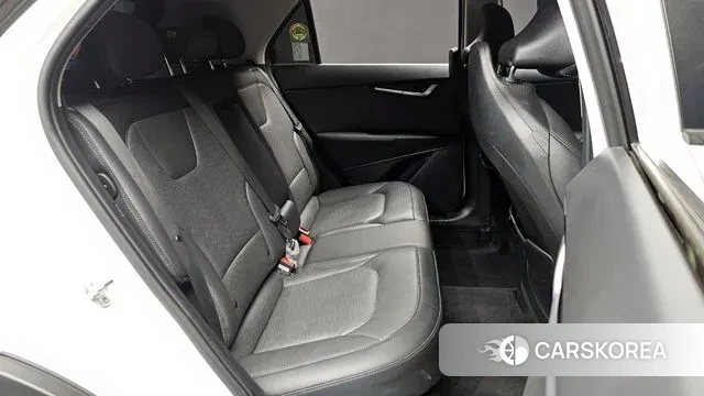 Kia Di Ol Nu Niro 2022 Белый из Кореи, фото 3