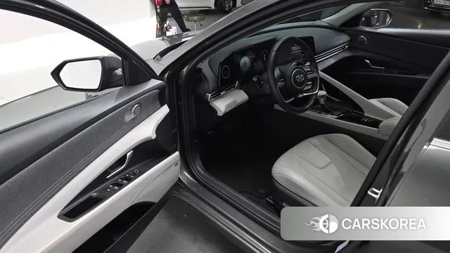 Hyundai Avante Hybrid (CN7) 2022 Серый из Кореи, фото 3