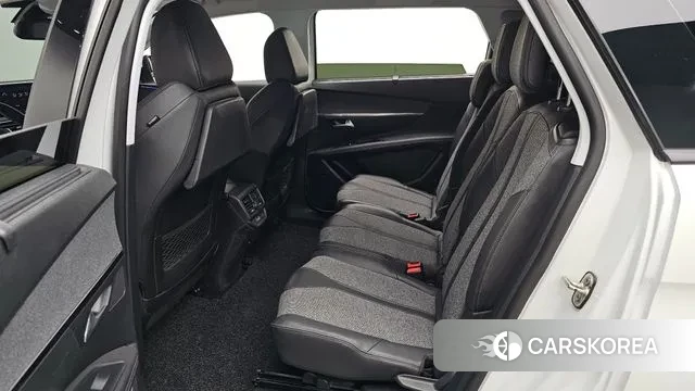 Peugeot 5008 second generation 2018 Белый из Кореи, фото 3