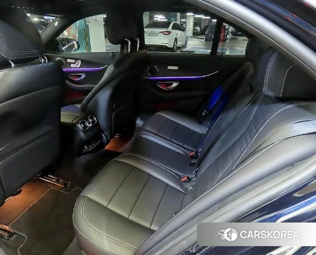 Mercedes-Benz E-Class W213 2022 Синий из Кореи, фото 3
