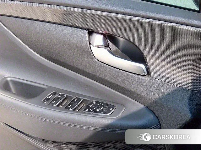 Hyundai The New Santa Fe 2022 Черный из Кореи, фото 3