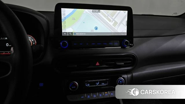 Hyundai The New Kona 2022 Светло-серебряный цвет из Кореи, фото 3