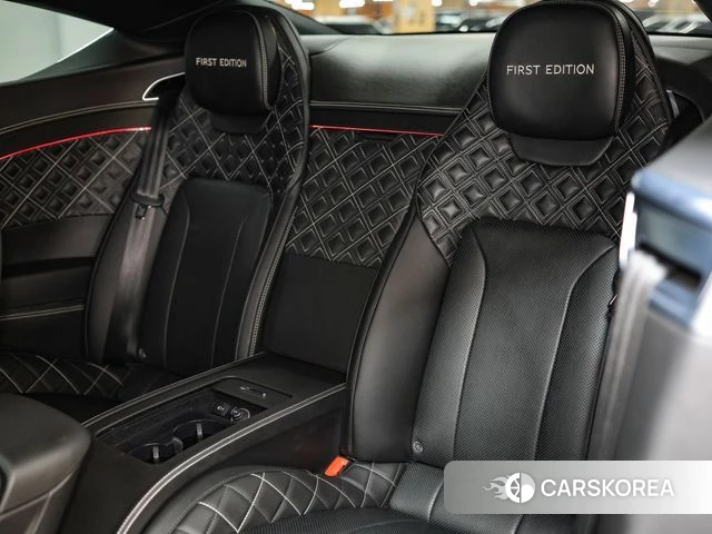 Bentley Continental GT 3rd Generation 2018 Черный из Кореи, фото 3