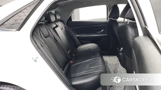 Hyundai The New Avante (CN7) 2024 Белый из Кореи, фото 3