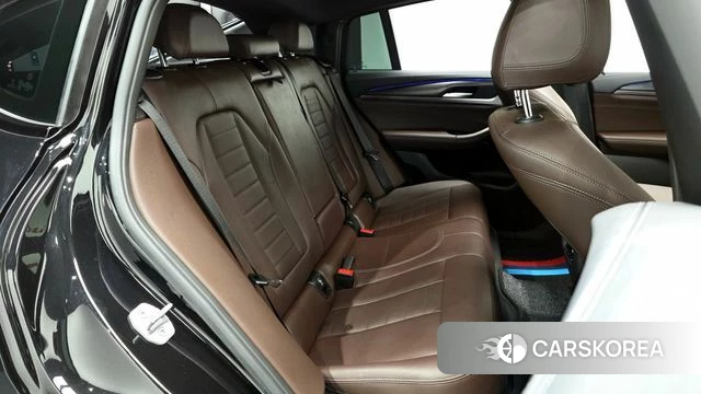 BMW X4 (G02) 2023 Черный из Кореи, фото 3