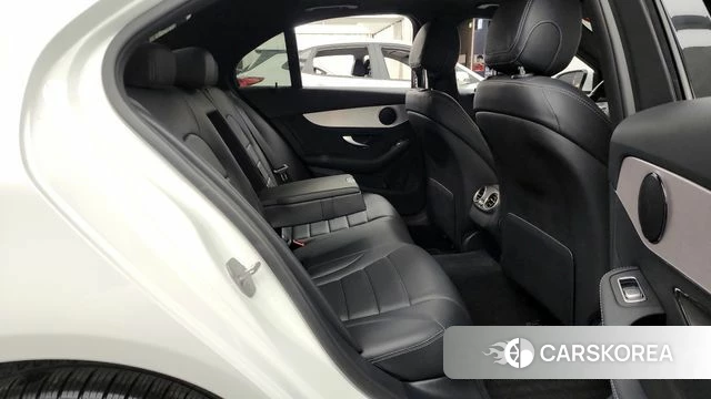 Mercedes-Benz C-Class W205 2021 Белый из Кореи, фото 3