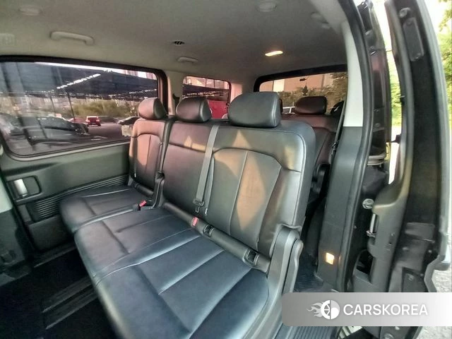 Hyundai Staria 2021 Черный из Кореи, фото 3