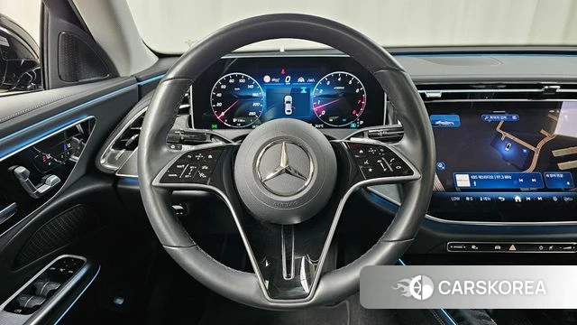 Mercedes-Benz E-Class W214 2024 Черный из Кореи, фото 3