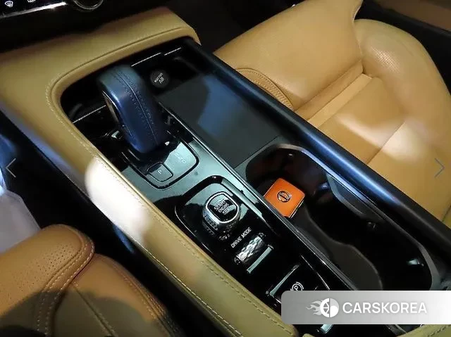 Volvo V90 Cross-Country 2021 Белый из Кореи, фото 3