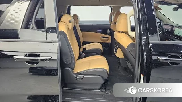 Kia Carnival 4th generation 2023 Черный из Кореи, фото 3