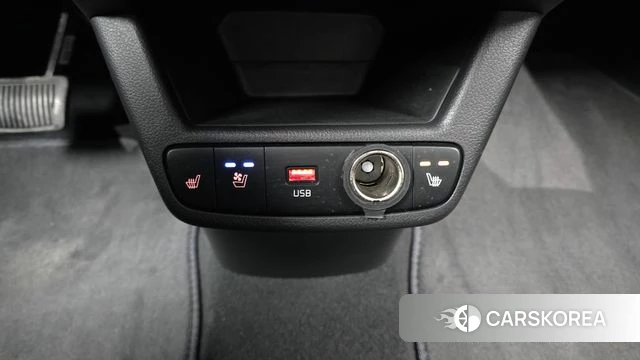 Kia The New Kia Ray EV 2024 Черный из Кореи, фото 3