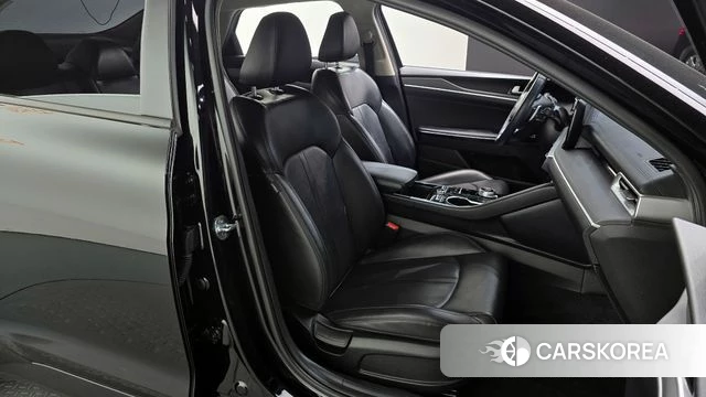 Kia K5 3rd generation 2021 Черный из Кореи, фото 3