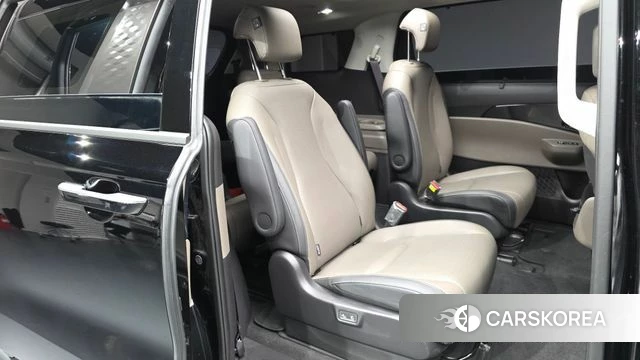 Kia The New Carnival 4th Generation 2024 Черный из Кореи, фото 3