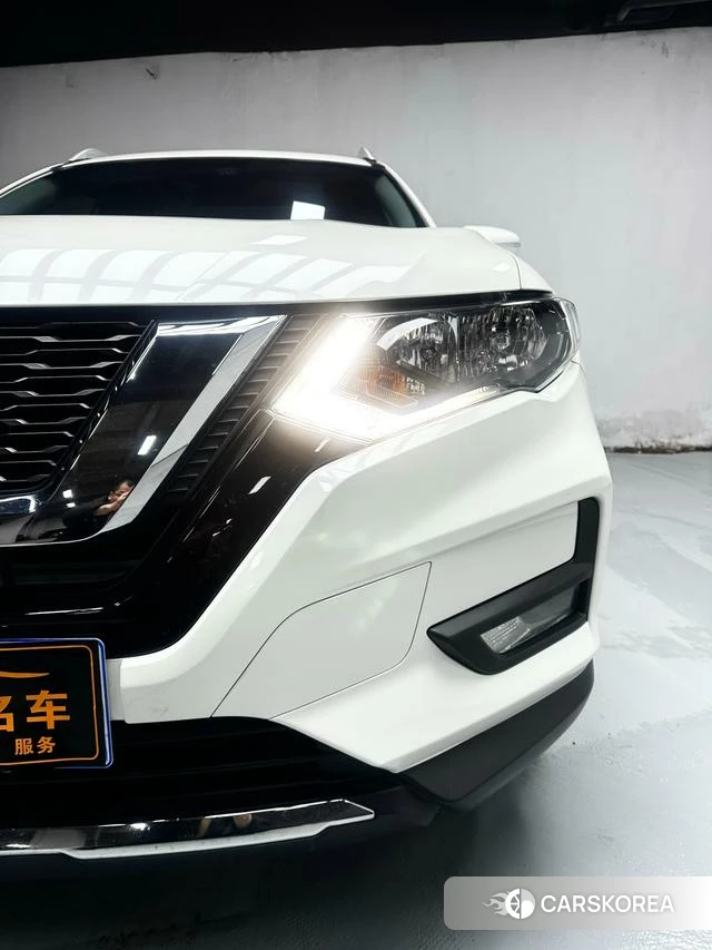 Nissan Qijun 2021 Белый из Китая, фото 3