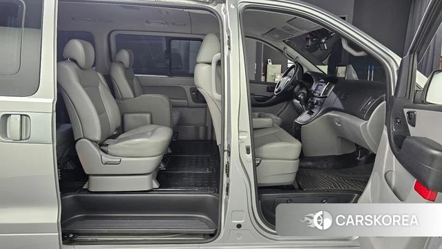Hyundai The New Grand Starex 2018 Серебряный из Кореи, фото 3