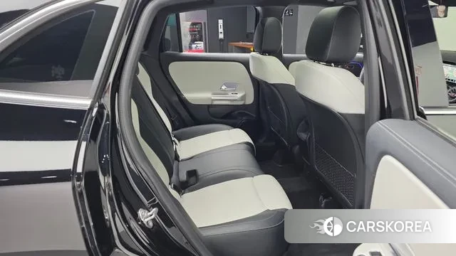 Mercedes-Benz GLA - Class H247 2021 Черный из Кореи, фото 3