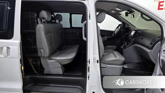 Hyundai The New Grand Starex 2018 Белый из Кореи, фото 3