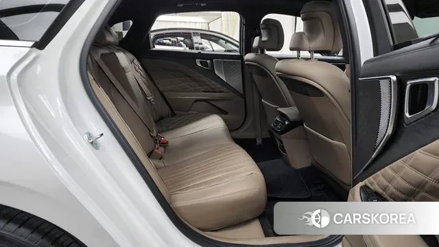 Kia K8 2023 Белый из Кореи, фото 3