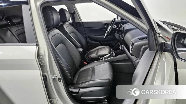 Hyundai Venue 2019 Серебряный из Кореи, фото 3