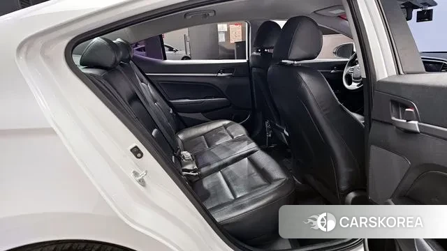 Hyundai Avante AD 2018 Белый из Кореи, фото 3