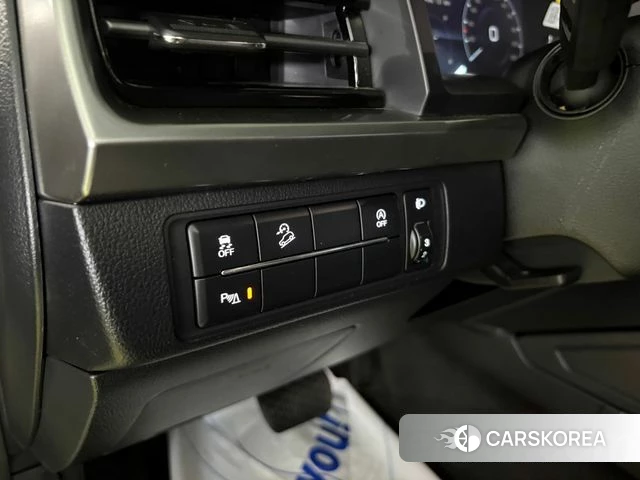 Ssangyong The New Rexton Sport 2024 Жемчужный цвет из Кореи, фото 3