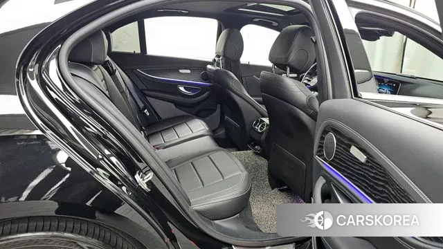 Mercedes-Benz E-Class W213 2021 Черный из Кореи, фото 3