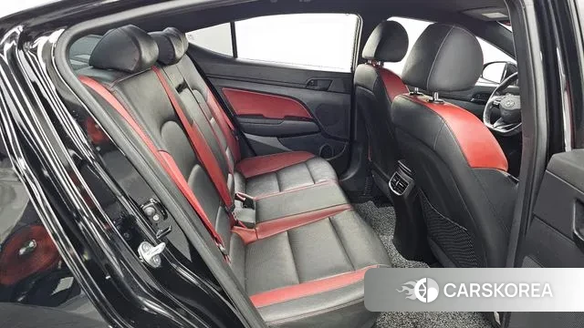 Hyundai Avante AD 2018 Черный из Кореи, фото 3