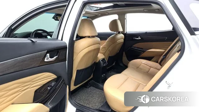 Kia K7 Premier Hybrid 2020 Белый из Кореи, фото 3