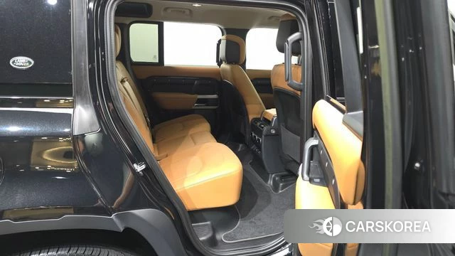 Land Rover Defender (L663) 2022 Черный из Кореи, фото 3