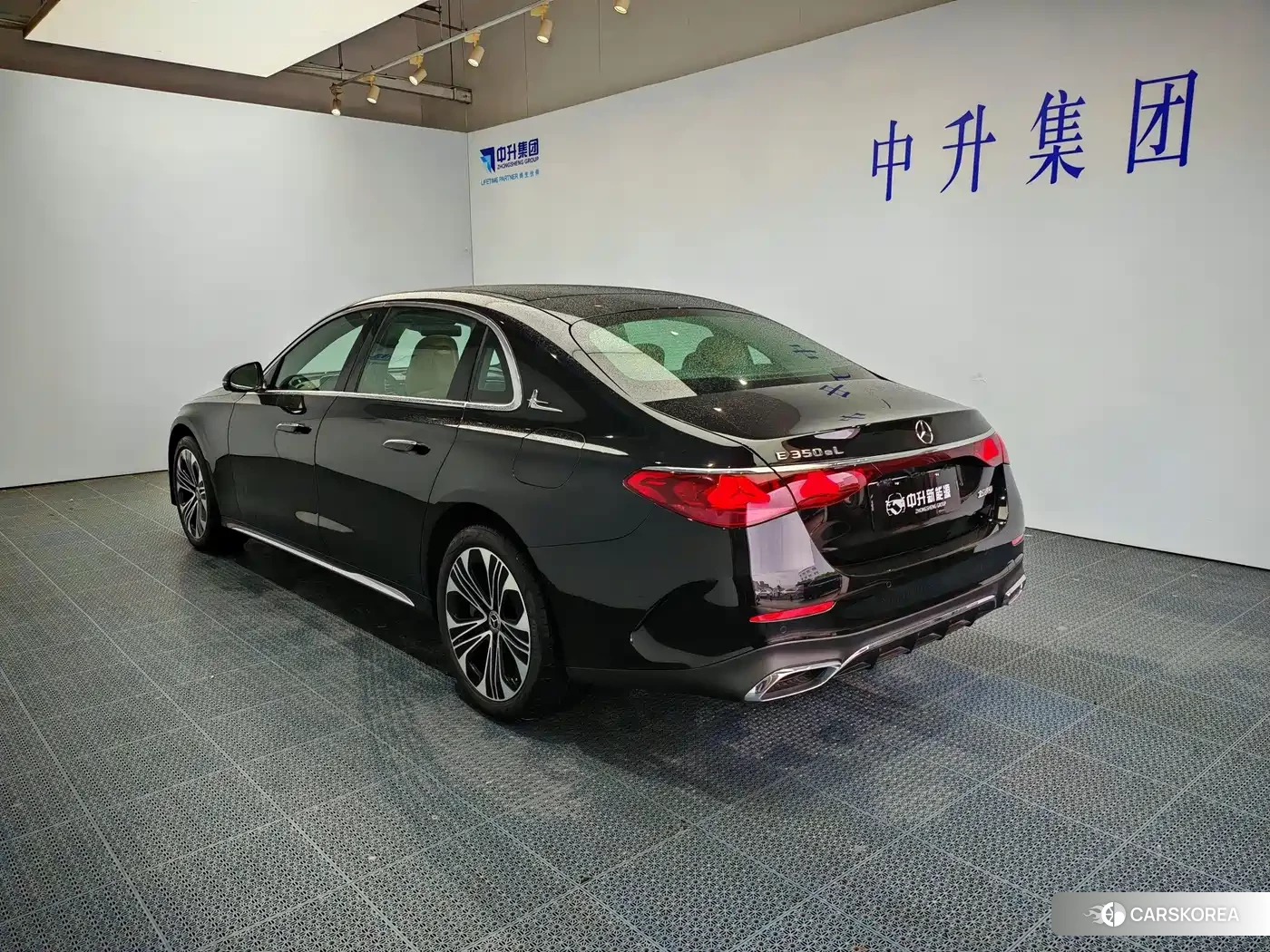 Mercedes-Benz E-class New Energy 2025 Черный из Китая, фото 3