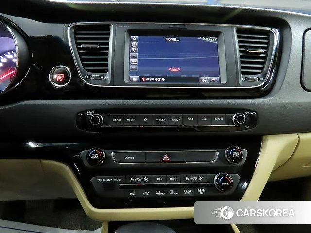 Kia The New Carnival 2018 Белый из Кореи, фото 3