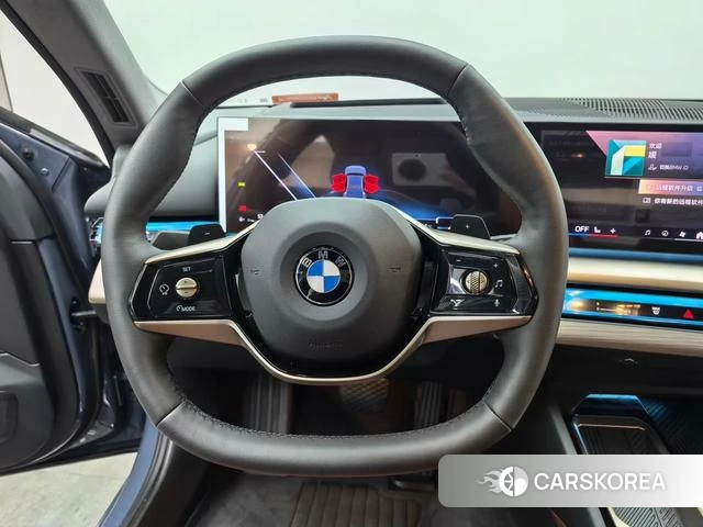 BMW 5 series 2024 Синий из Китая, фото 3