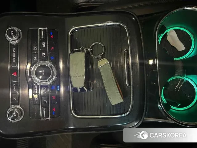 Lincoln Nautilus First generation 2022 Белый из Кореи, фото 3